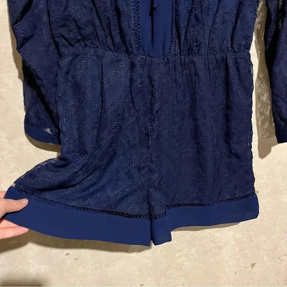 Adelyn Rae Navy Eyelet Lace Romper Sz M Long Sleeves Shorts - Picture 5 of 11
